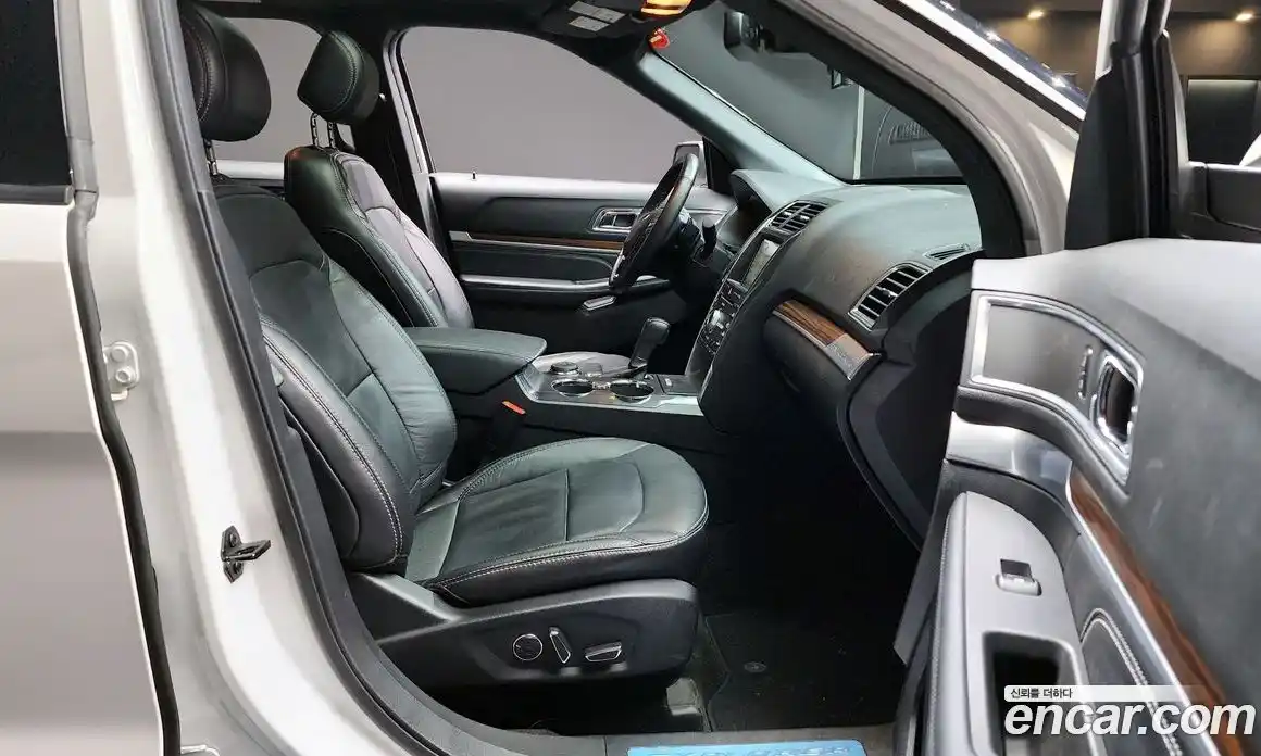 Ford Explorer 2017 2.3 автомат (гидро), фото 16