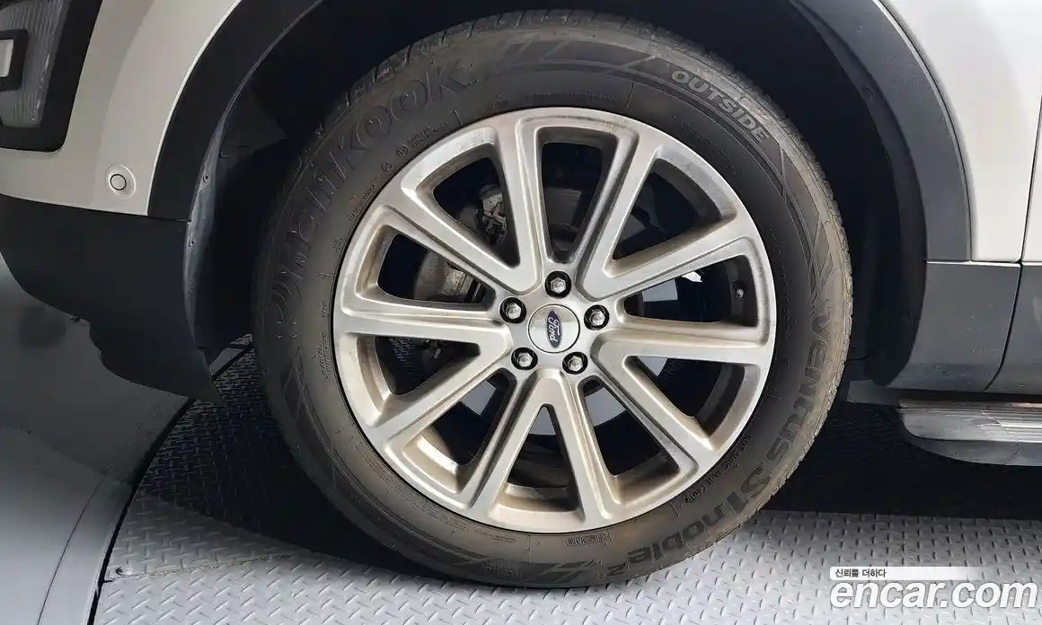Ford Explorer 2017 2.3 автомат (гидро), фото 5