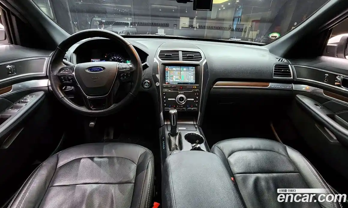 Ford Explorer 2017 2.3 автомат (гидро), фото 10