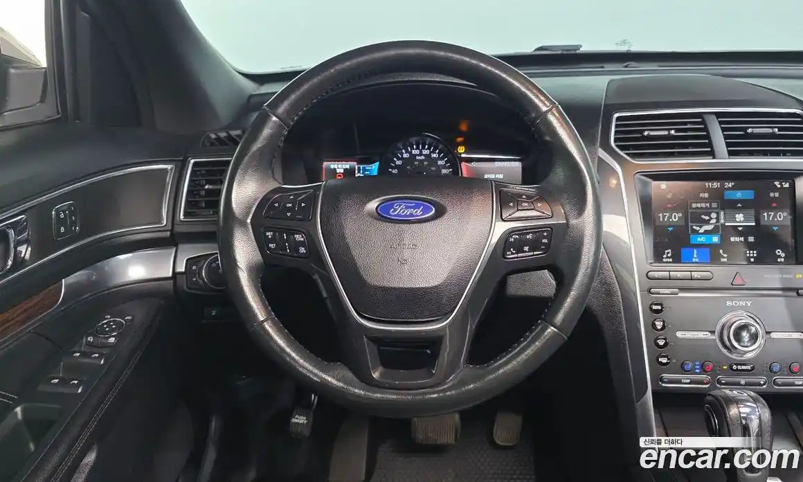 Ford Explorer 2019 2.3 автомат (гидро), фото 12