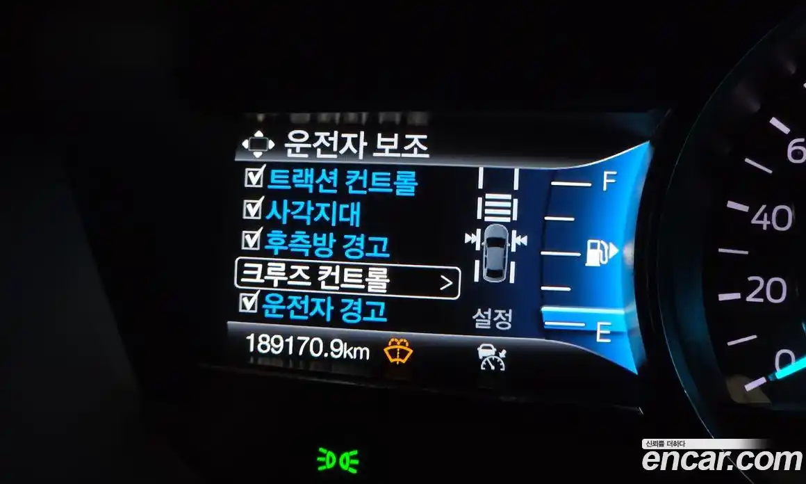 Ford Explorer 2019 2.3 автомат (гидро), фото 15
