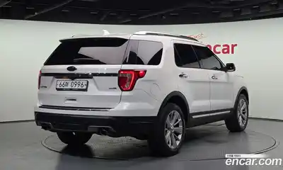 Ford Explorer 2019 2.3 автомат (гидро), миниатюра 2