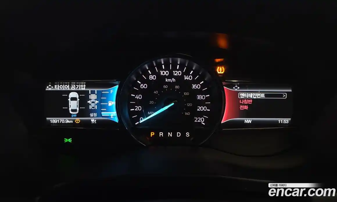 Ford Explorer 2019 2.3 автомат (гидро), фото 8