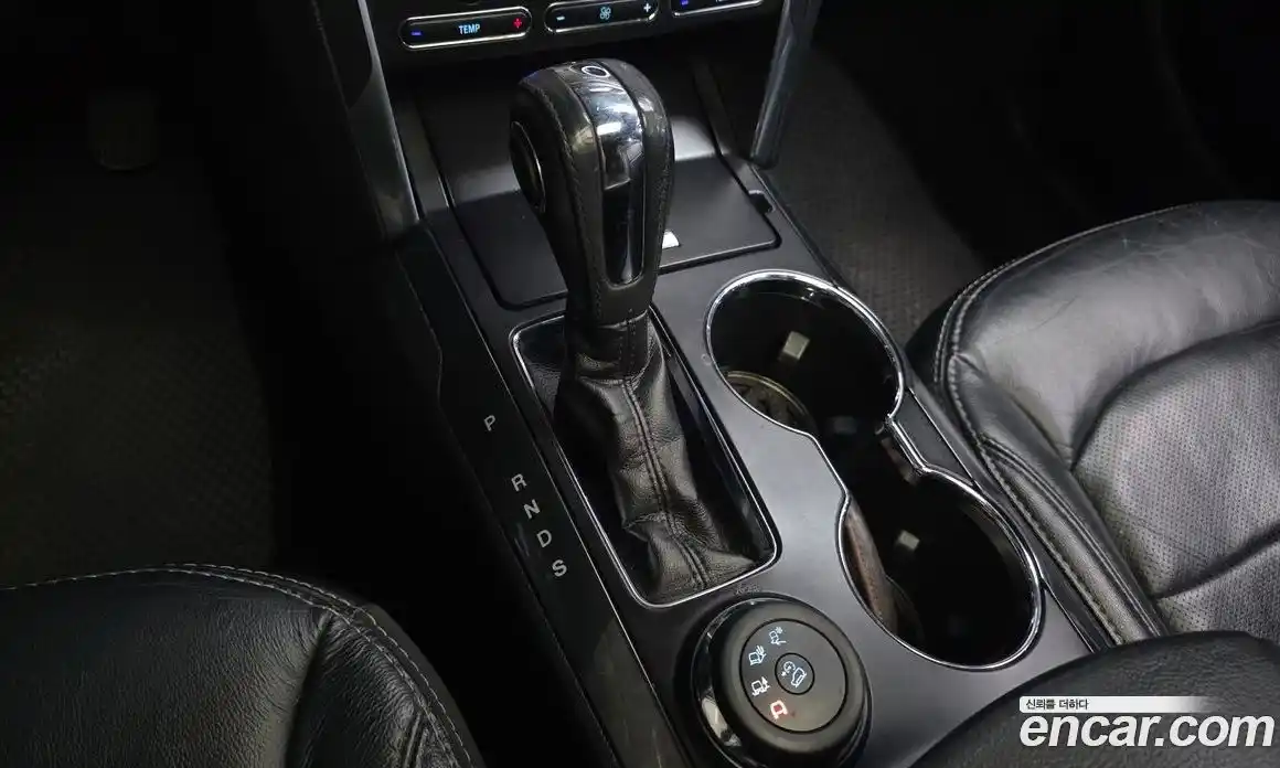 Ford Explorer 2019 2.3 автомат (гидро), фото 9