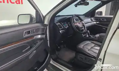 Ford Explorer 2019 2.3 автомат (гидро), миниатюра 10
