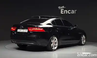 Jaguar XE 2017 2.0 гидро, миниатюра 2