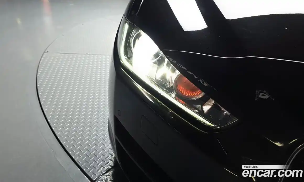 Jaguar XE 2017 2.0 гидро, фото 8