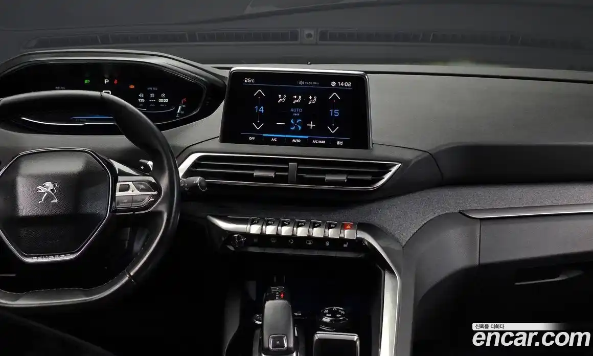 Peugeot 5008 2018 1.6 автомат (гидро), фото 12