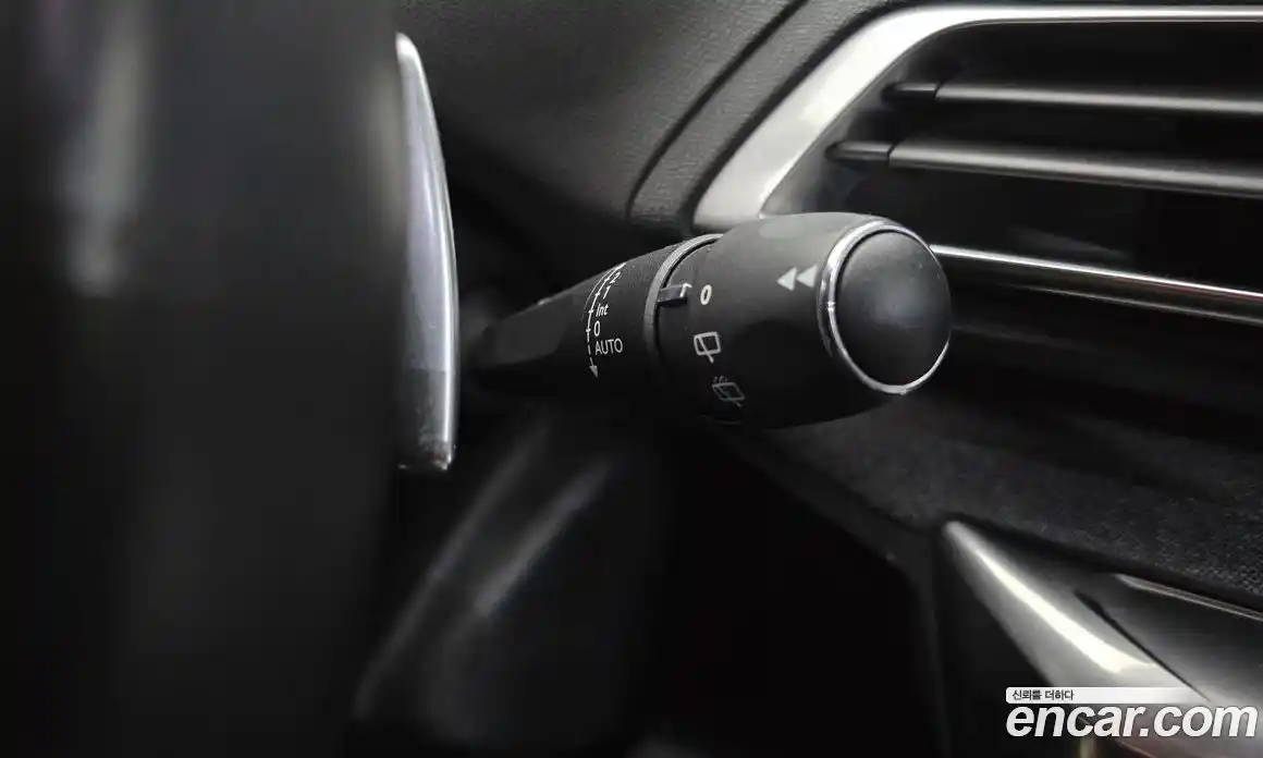 Peugeot 5008 2018 1.6 автомат (гидро), фото 17