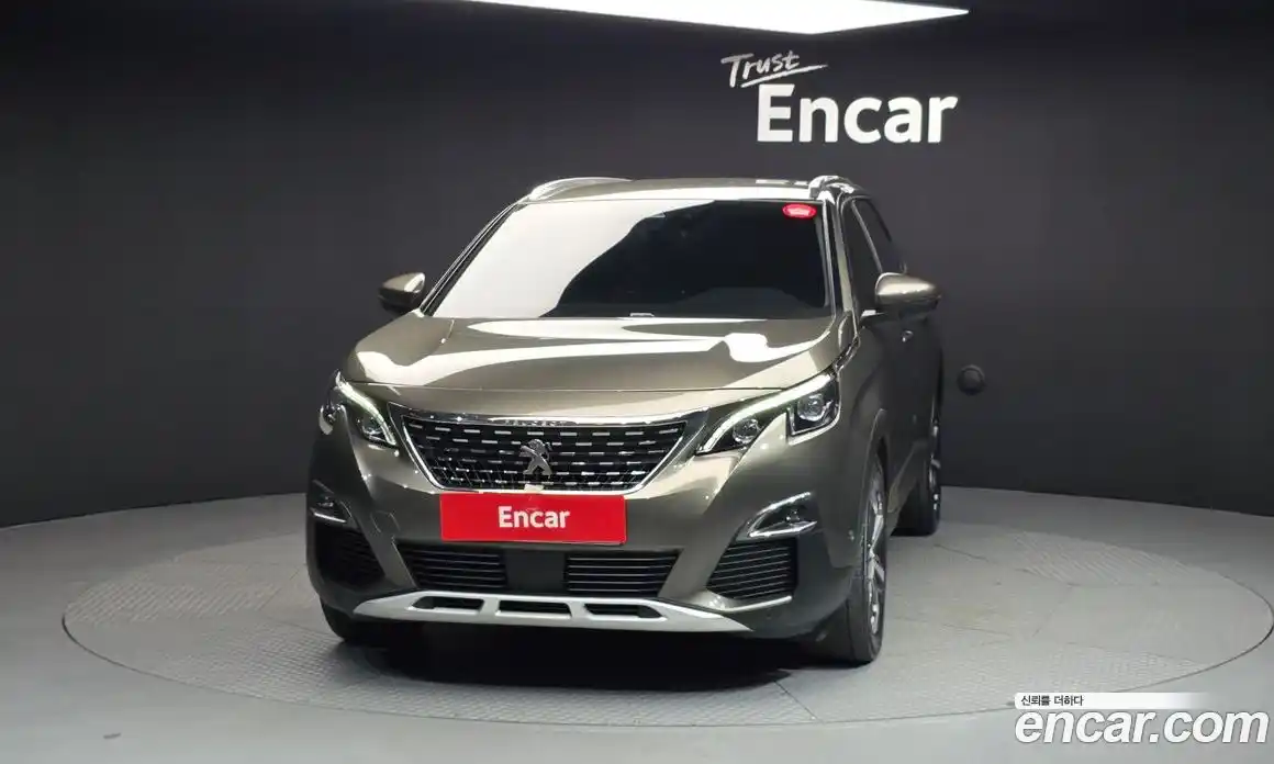 Peugeot 5008 2018 1.6 автомат (гидро), фото 3