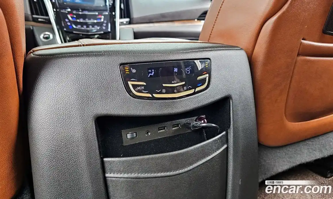 Cadillac Escalade 2020 6.2 гидро, фото 23