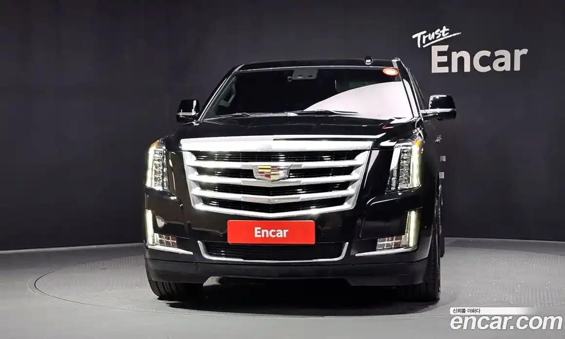Cadillac Escalade 2020 6.2 гидро, фото 3