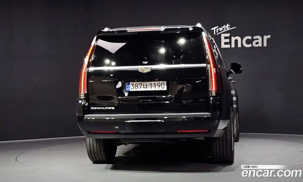 Cadillac Escalade 2020 6.2 гидро, фото 4