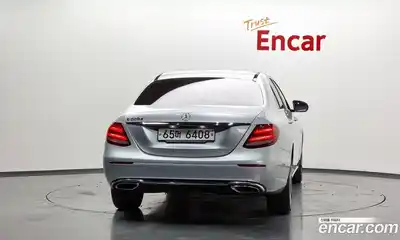 Mercedes-Benz E-Class 2019 1.9 автомат (гидро), миниатюра 4