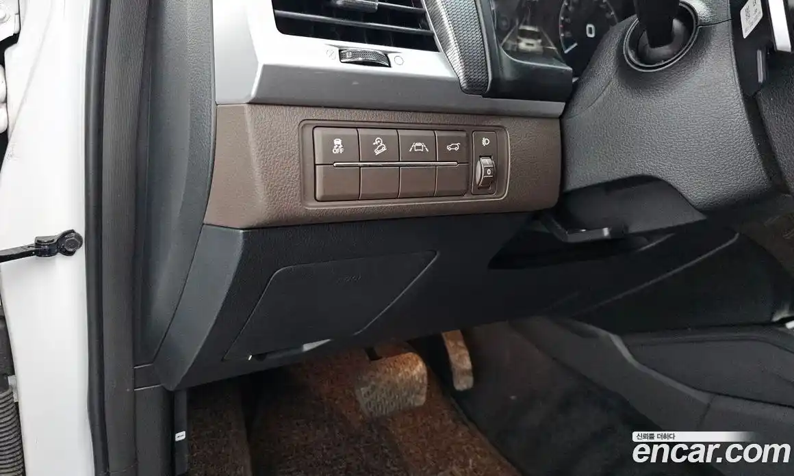 SsangYong Rexton 2022 2.2 автомат (гидро), фото 17