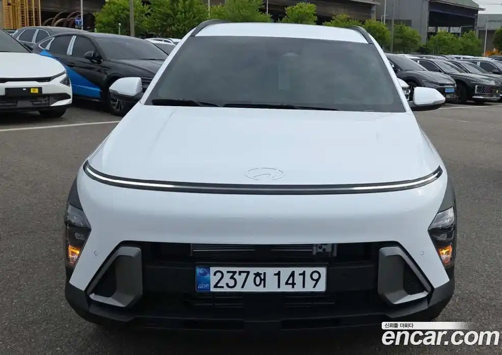 Hyundai Kona 2026 1.6 автомат (гидро), фото 13