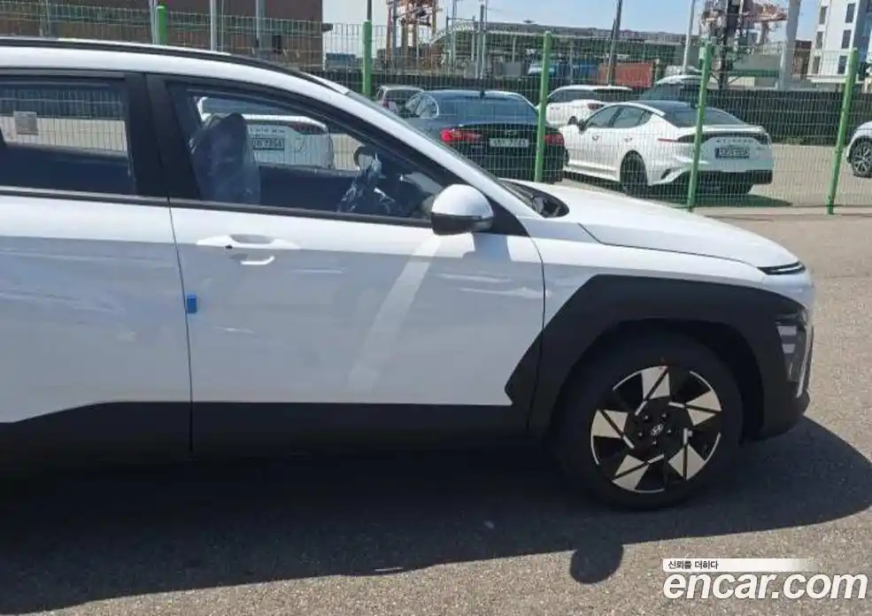 Hyundai Kona 2026 1.6 автомат (гидро), фото 11
