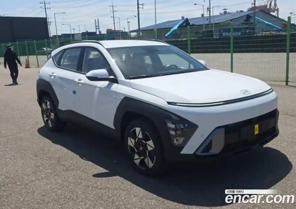 Hyundai Kona 2026 1.6 автомат (гидро), фото 8