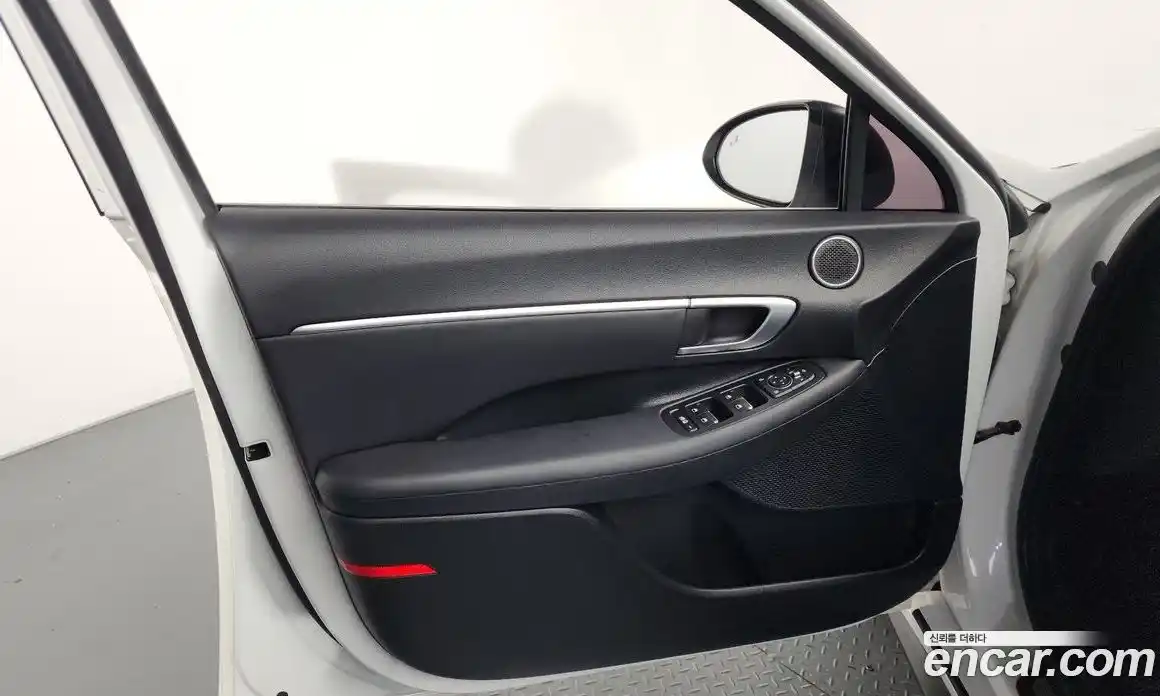 Hyundai Sonata 2019 2.0 автомат (гидро), фото 14