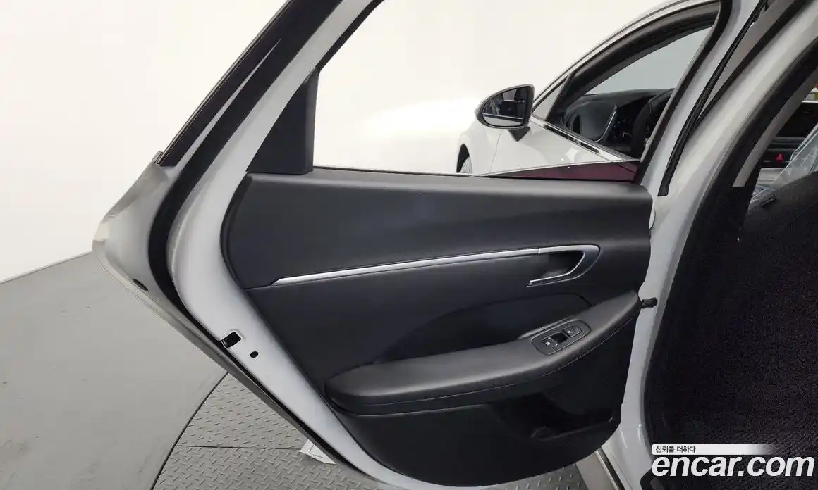 Hyundai Sonata 2019 2.0 автомат (гидро), фото 15
