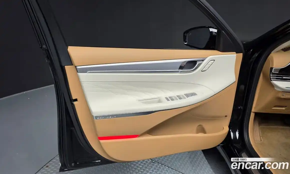 Hyundai Grandeur 2022 3.3 автомат (гидро), фото 14