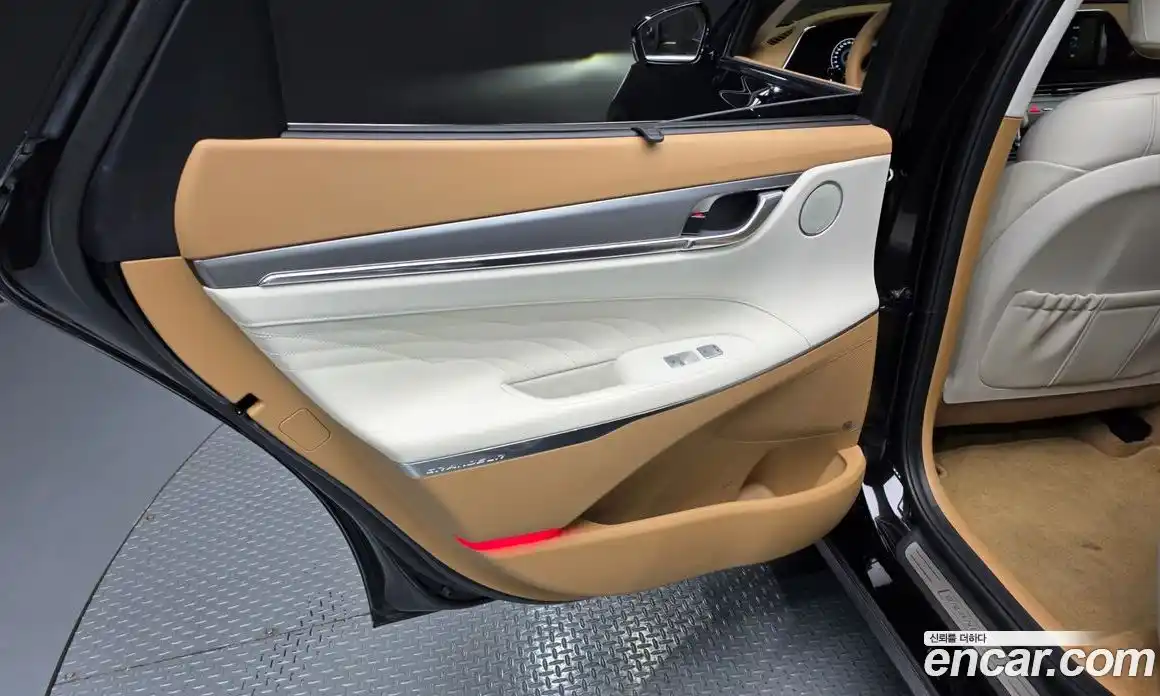 Hyundai Grandeur 2022 3.3 автомат (гидро), фото 15