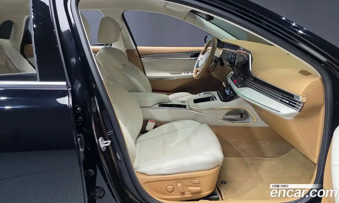 Hyundai Grandeur 2022 3.3 автомат (гидро), фото 17