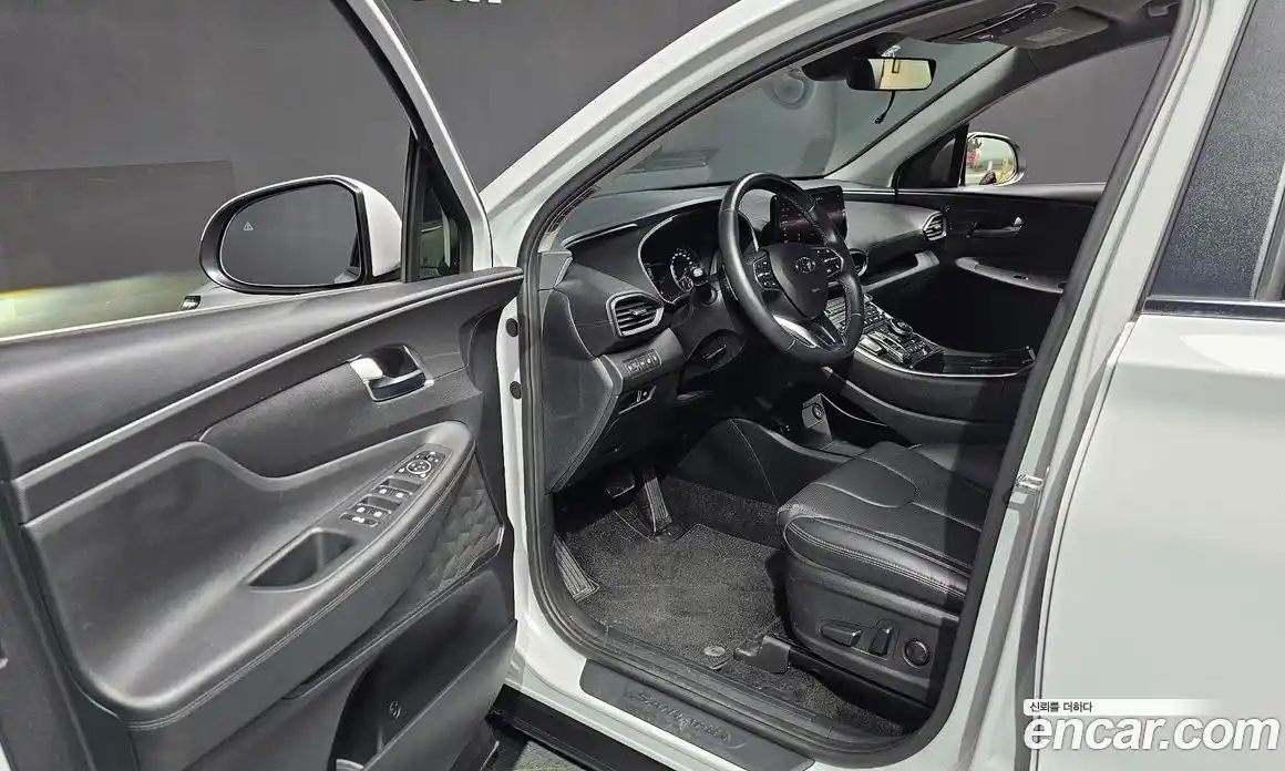 Hyundai Santa Fe 2022 2.2 автомат (гидро), фото 13