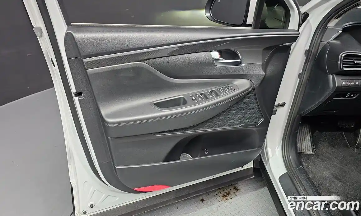 Hyundai Santa Fe 2022 2.2 автомат (гидро), фото 14
