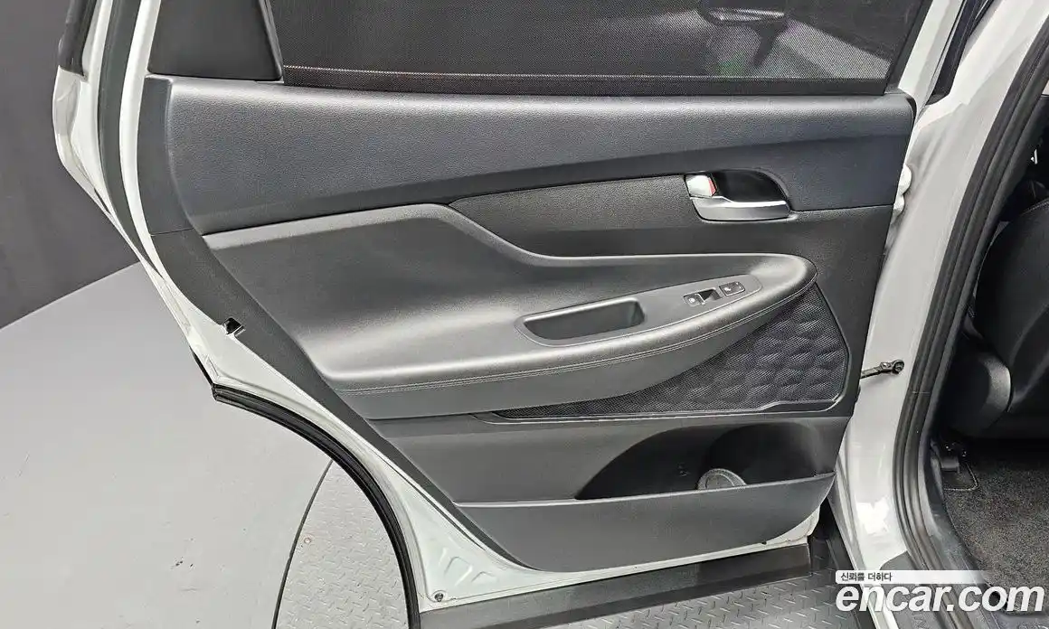 Hyundai Santa Fe 2022 2.2 автомат (гидро), фото 15