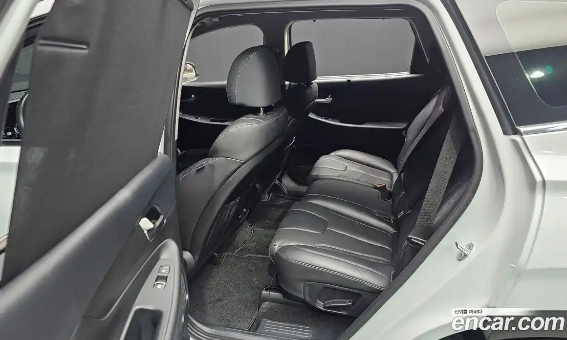 Hyundai Santa Fe 2022 2.2 автомат (гидро), фото 18