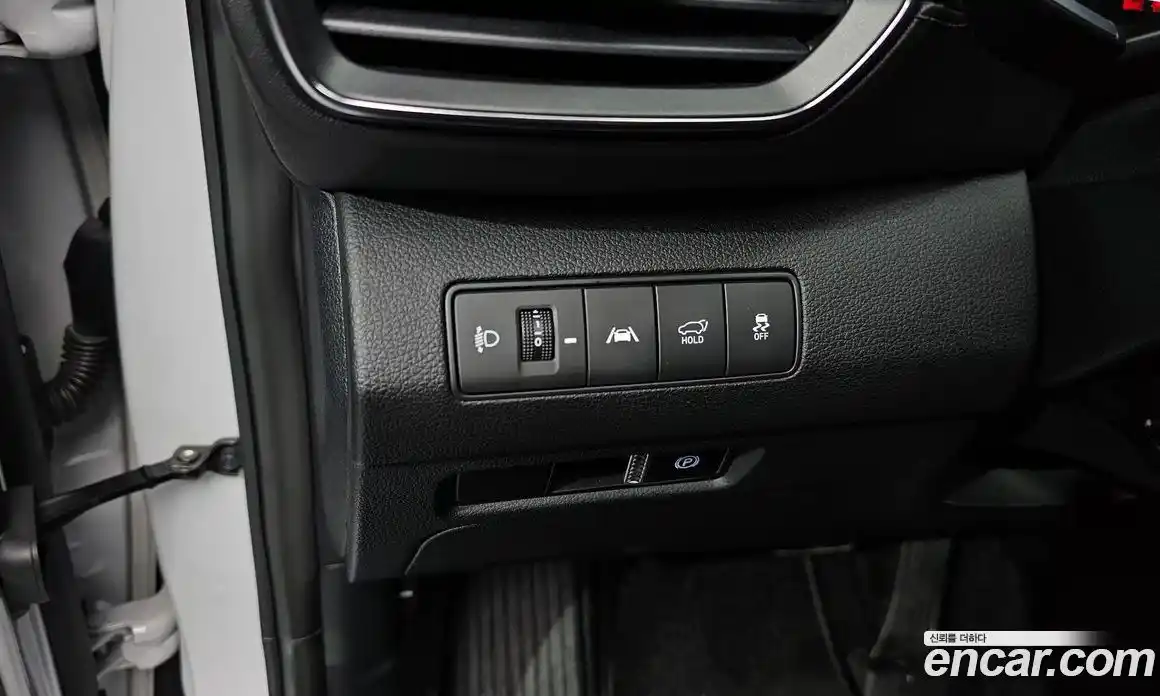 Hyundai Santa Fe 2022 2.2 автомат (гидро), фото 23