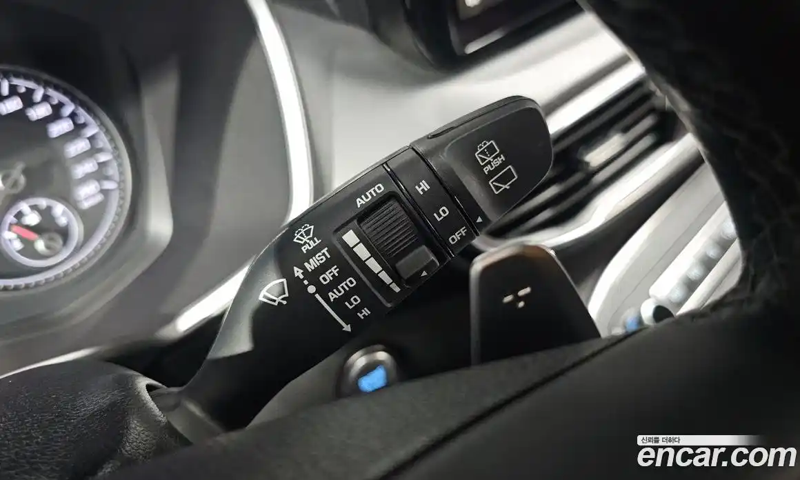 Hyundai Santa Fe 2022 2.2 автомат (гидро), фото 31