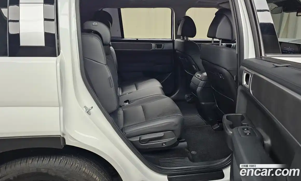 Hyundai Santa Fe 2024 2.5 автомат (гидро), фото 17