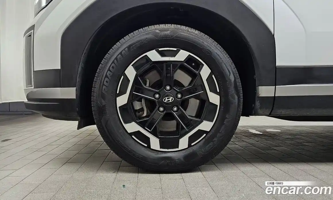 Hyundai Santa Fe 2024 2.5 автомат (гидро), фото 5