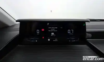 Hyundai Staria 2021 3.5 автомат (гидро), миниатюра 11