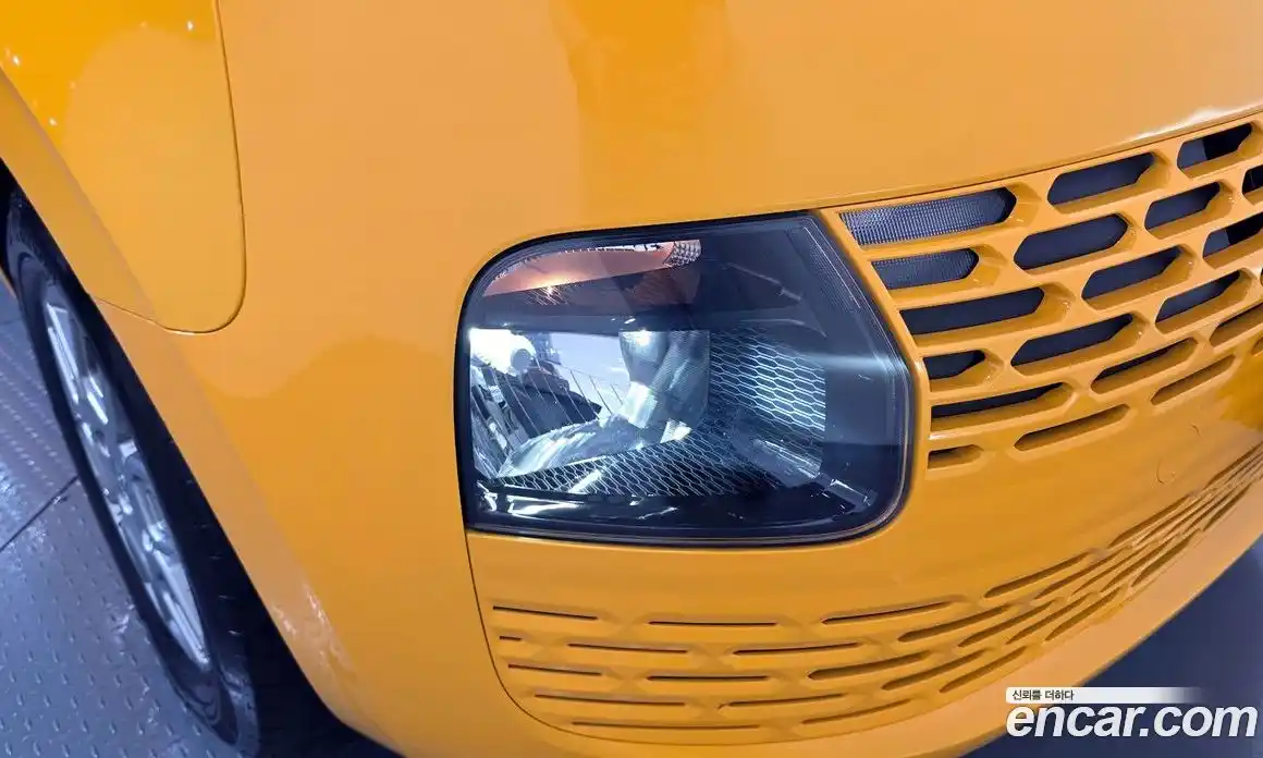 Hyundai Staria 2021 3.5 автомат (гидро), фото 8