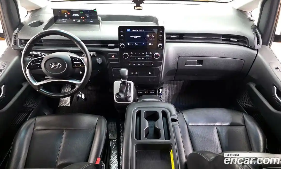 Hyundai Staria 2021 3.5 автомат (гидро), фото 10