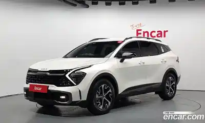 Kia Sportage, 2022, 8 977 км