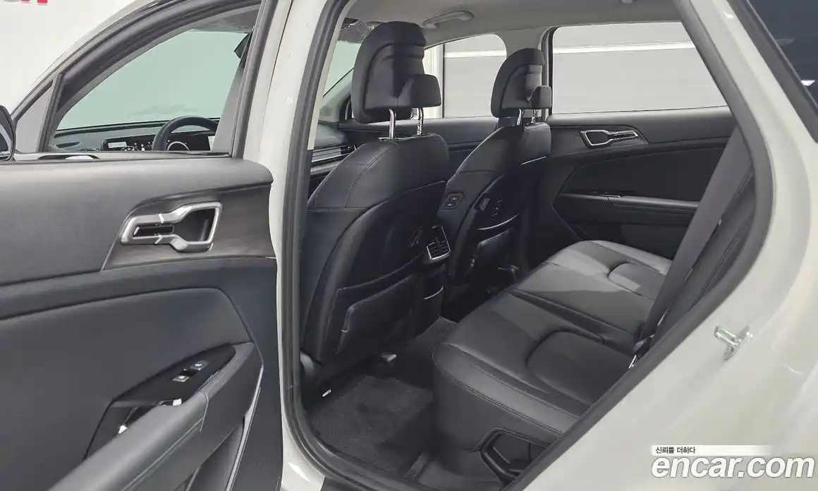 Kia Sportage 2022 1.6 автомат (гидро), фото 16