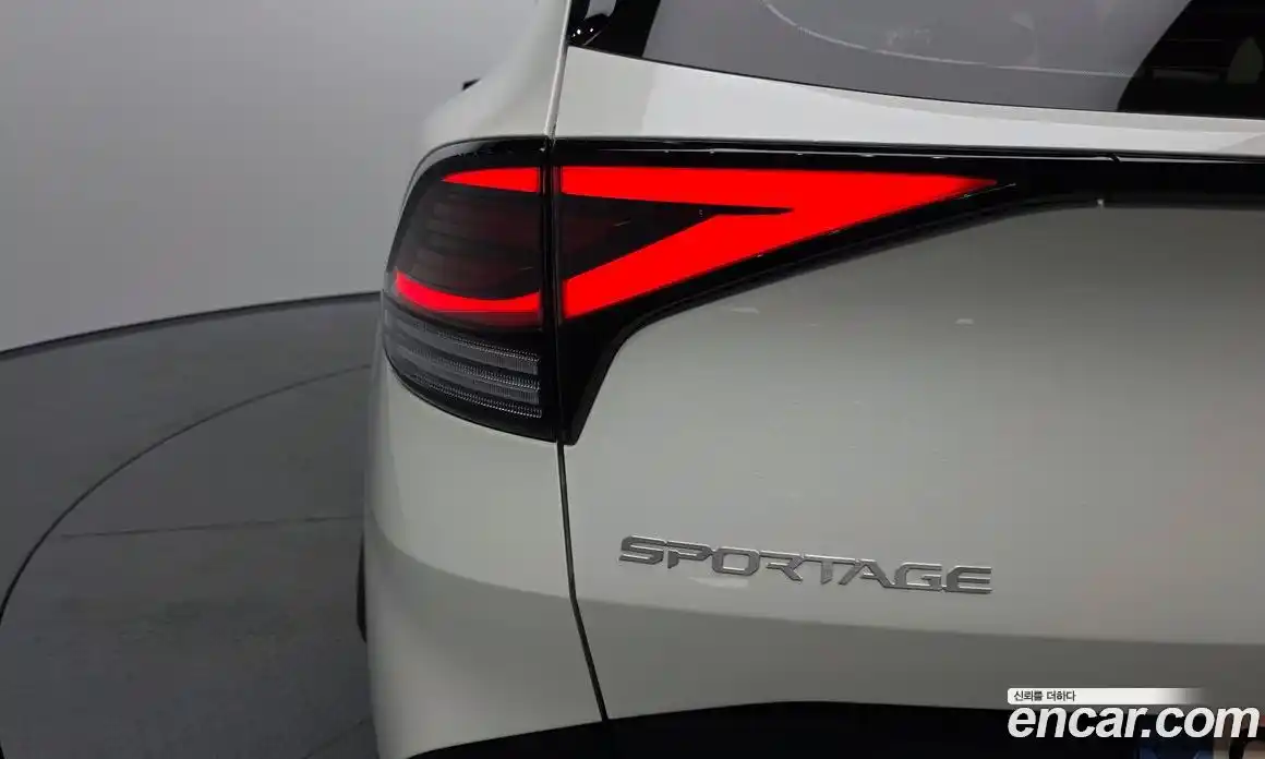 Kia Sportage 2022 1.6 автомат (гидро), фото 9