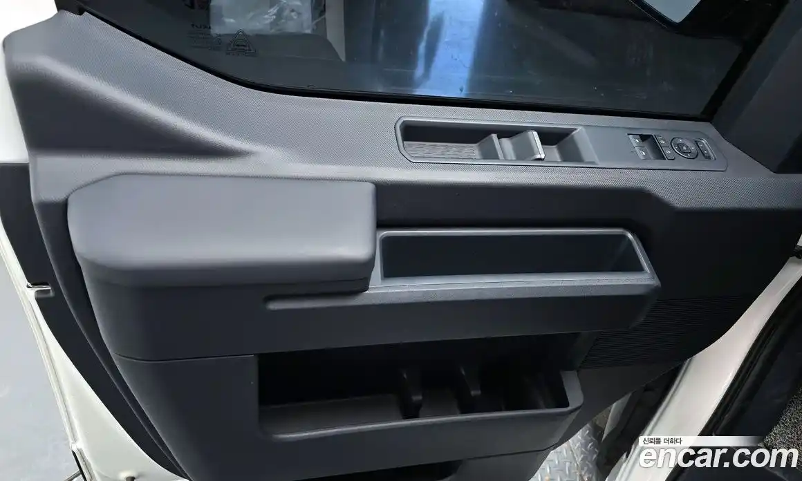 Kia PV5 2025 0.2 автомат (гидро), фото 14