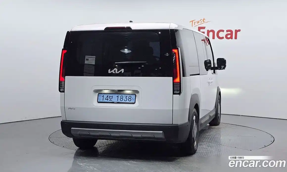 Kia PV5 2025 0.2 автомат (гидро), фото 3
