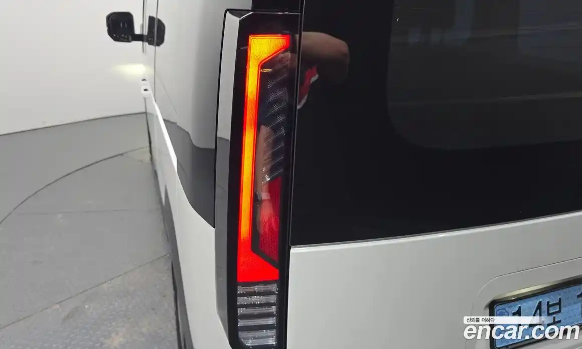 Kia PV5 2025 0.2 автомат (гидро), фото 8