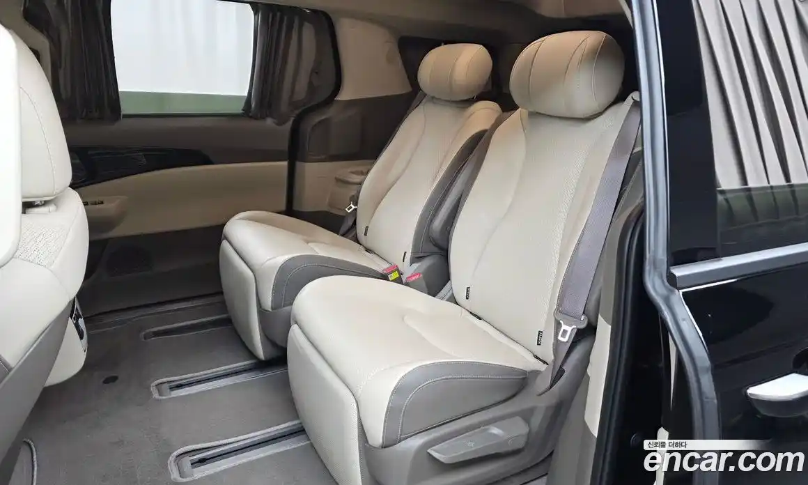 Kia Carnival 2025 3.5 автомат (гидро), фото 18