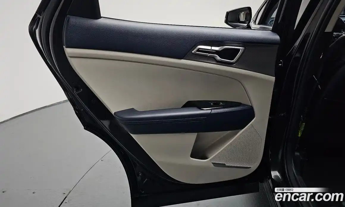 Kia Sportage 2022 2.0 автомат (гидро), фото 14