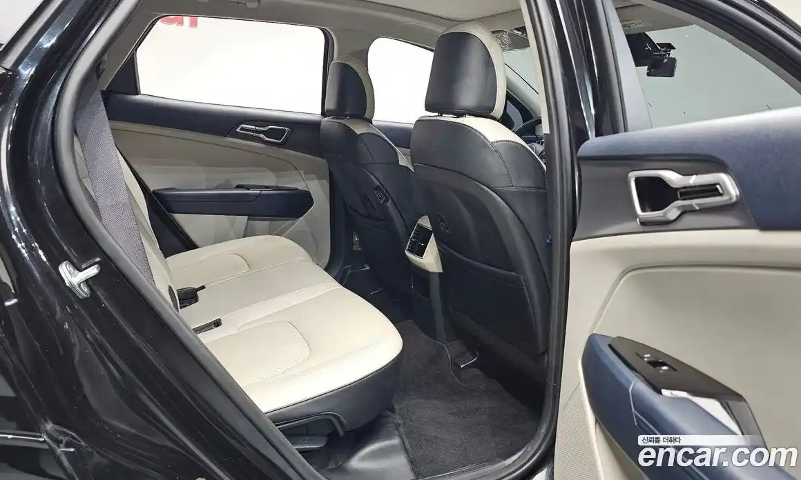 Kia Sportage 2022 2.0 автомат (гидро), фото 16