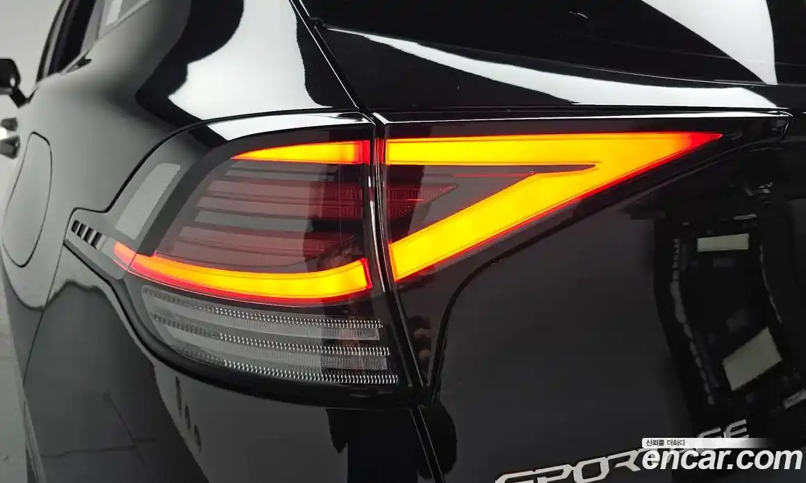 Kia Sportage 2022 2.0 автомат (гидро), фото 8