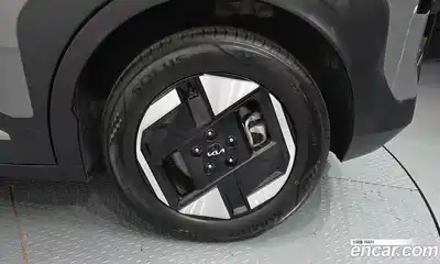 Kia EV3 2025 0.2 автомат (гидро), миниатюра 7