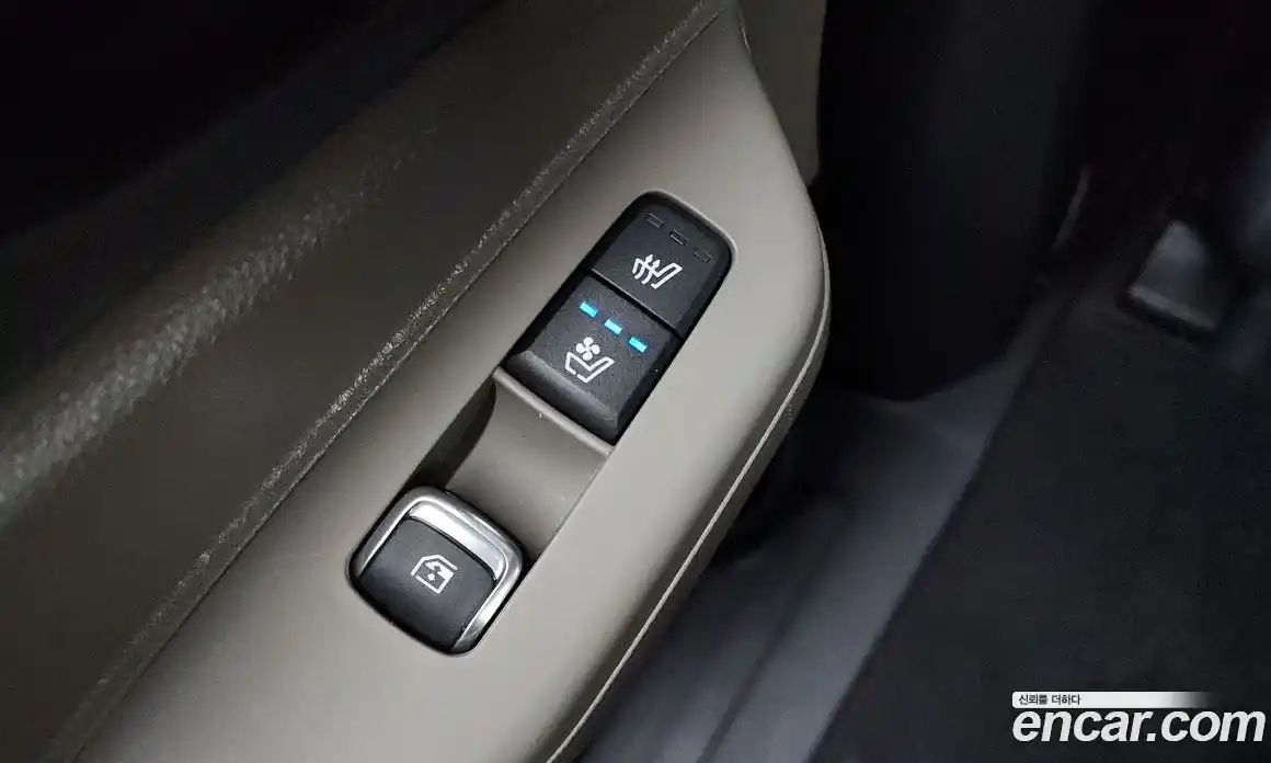 Kia Carnival 2024 2.2 автомат (гидро), фото 21